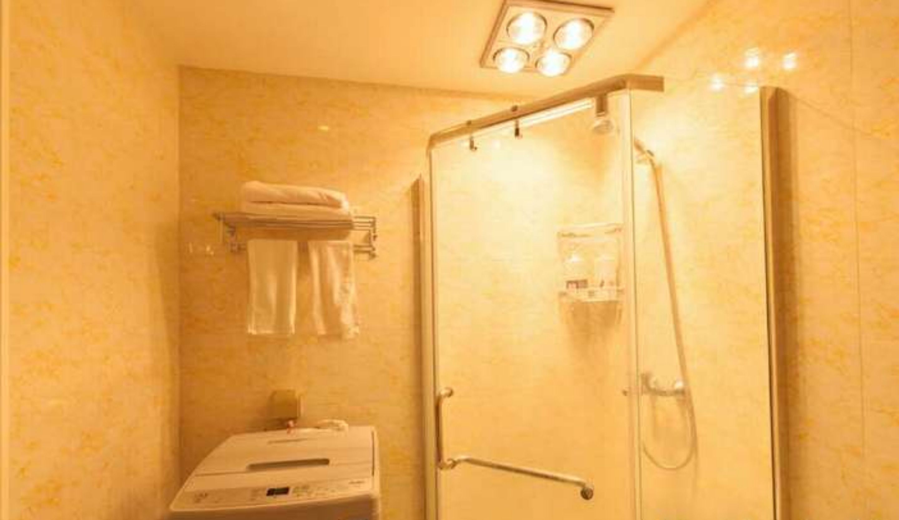 superior quadruple room | bathroom | shower, rainfall showerhead, free toiletries, hair dryer