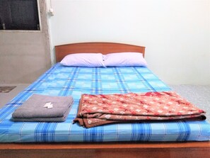 Kamar Double Standar