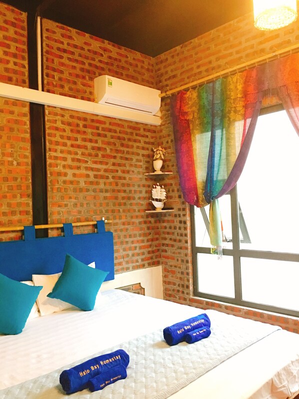 Deluxe Double Room, Garden View (Sea Style) | Desk, blackout drapes, iron/ironing board, free WiFi - Halo Bay Homestay (Ha Long)