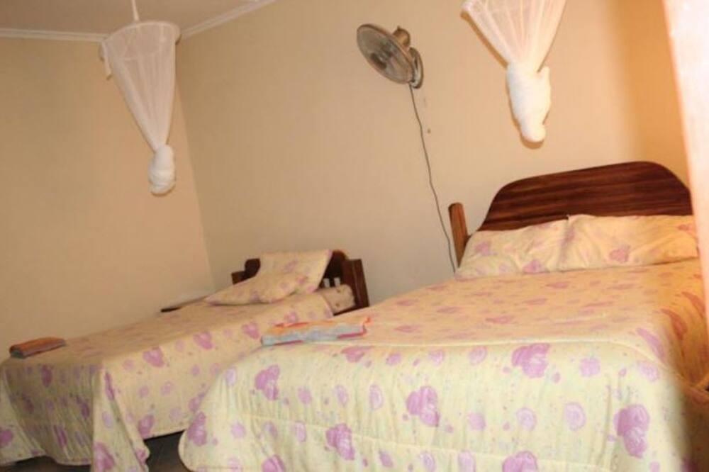 Kwesu Guest House