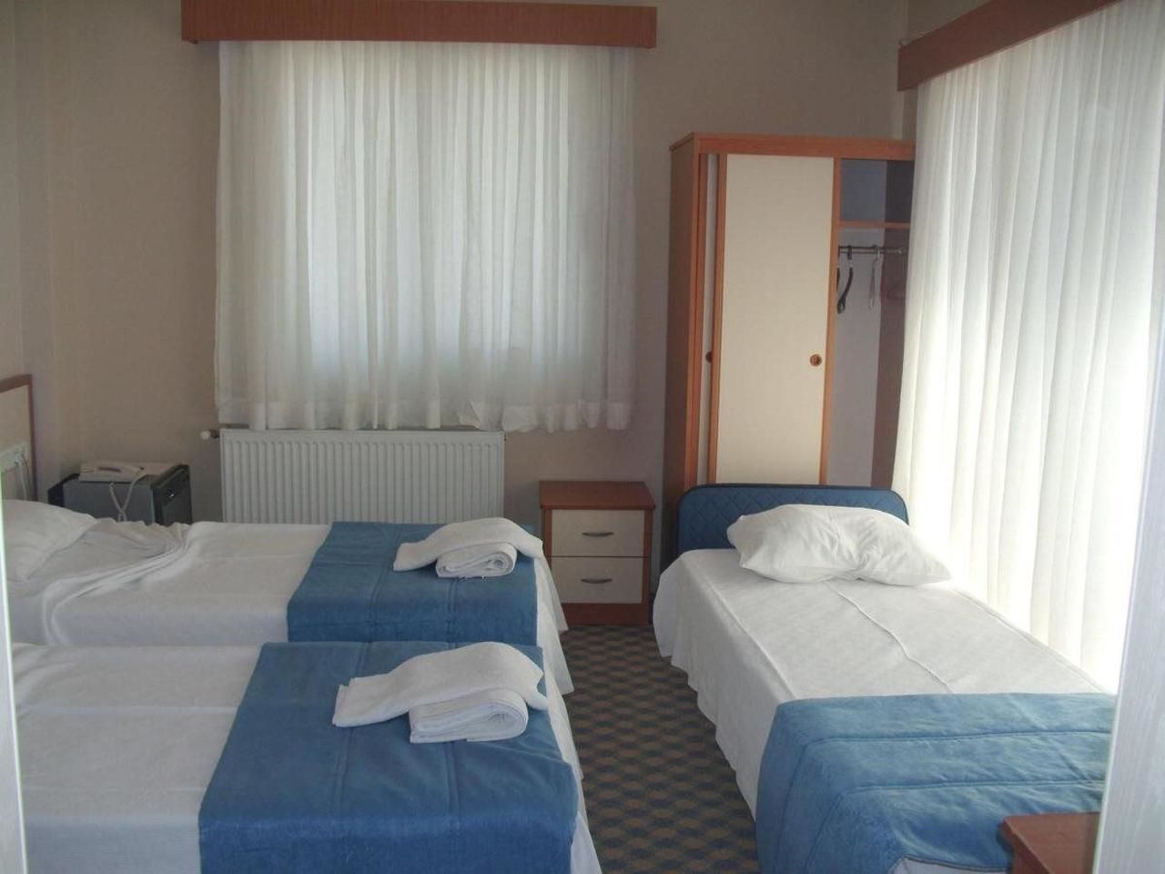 1 bedroom, in-room safe, desk, iron/ironing board