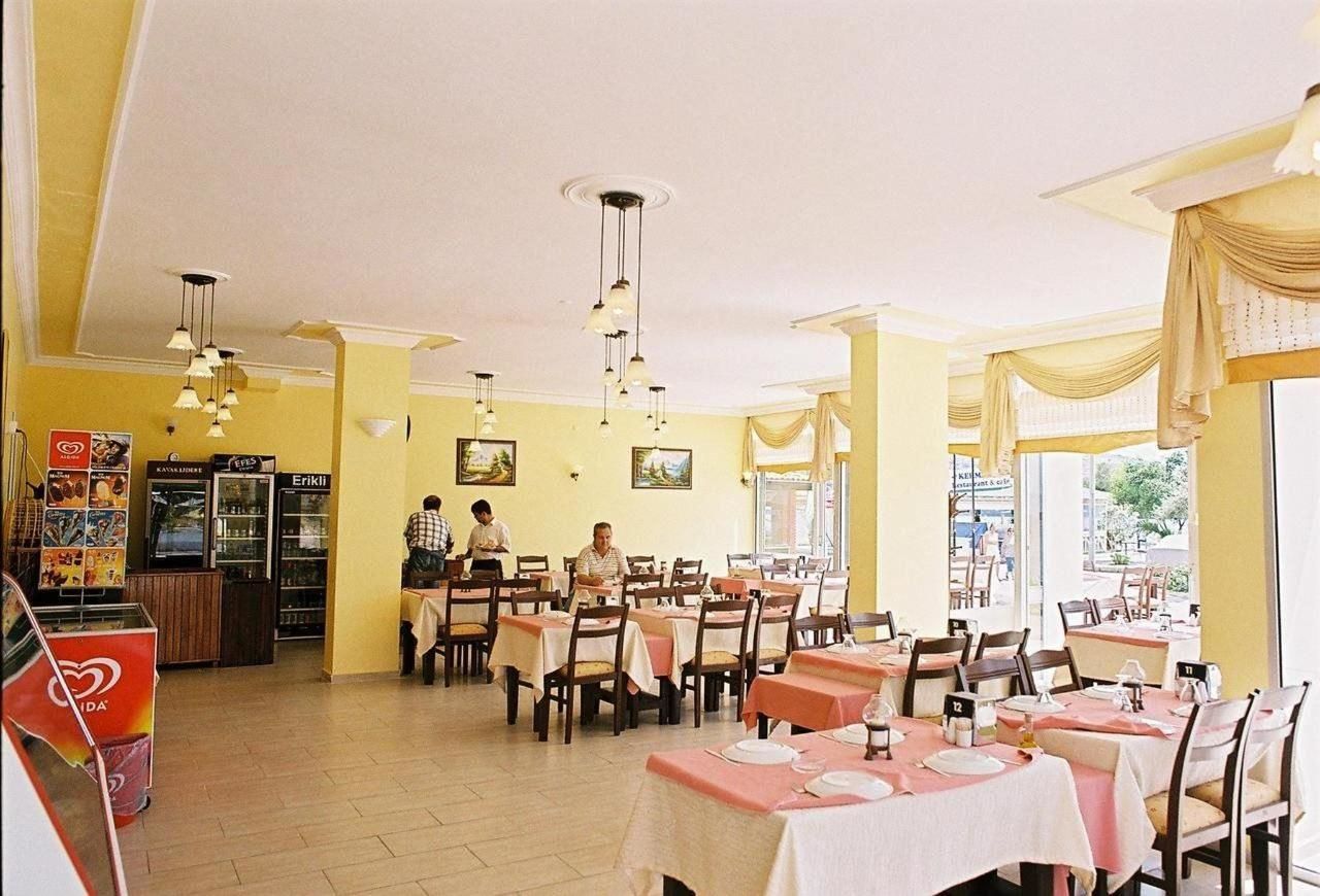 restaurant