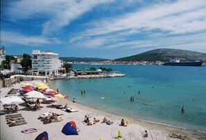Beach - Pasifik Otel (Cesme)