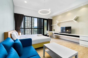 Elite Studio | 2 bedrooms, laptop workspace, iron/ironing board, bed sheets - Mcity Ampang by Plush (Kuala Lumpur)