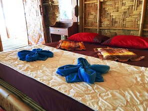 Room - Longbeach Bungalows (Ranong)