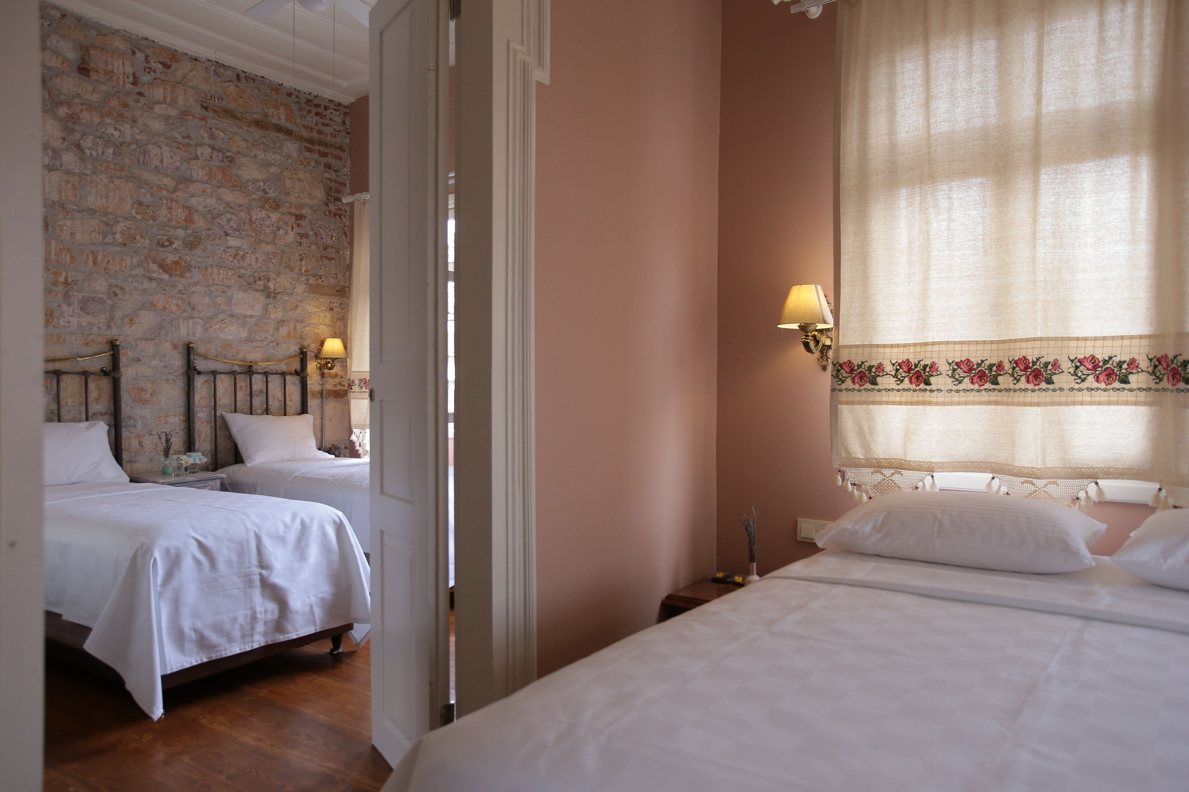 suite, city view | egyptian cotton sheets, premium bedding, rollaway beds, free wifi