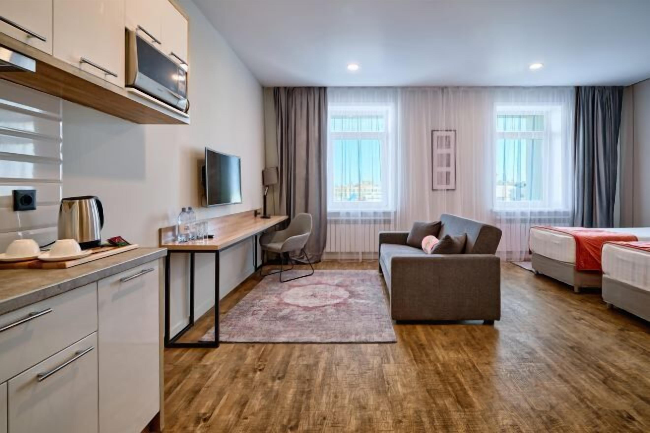 Premium bedding, minibar, in-room safe, desk