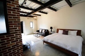 Cortinas blackout, sistema de insonorización y wifi gratis