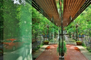 Entrada al alojamiento