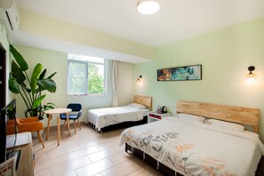 Habitación familiar | Escritorio, cortinas opacas, wifi gratis