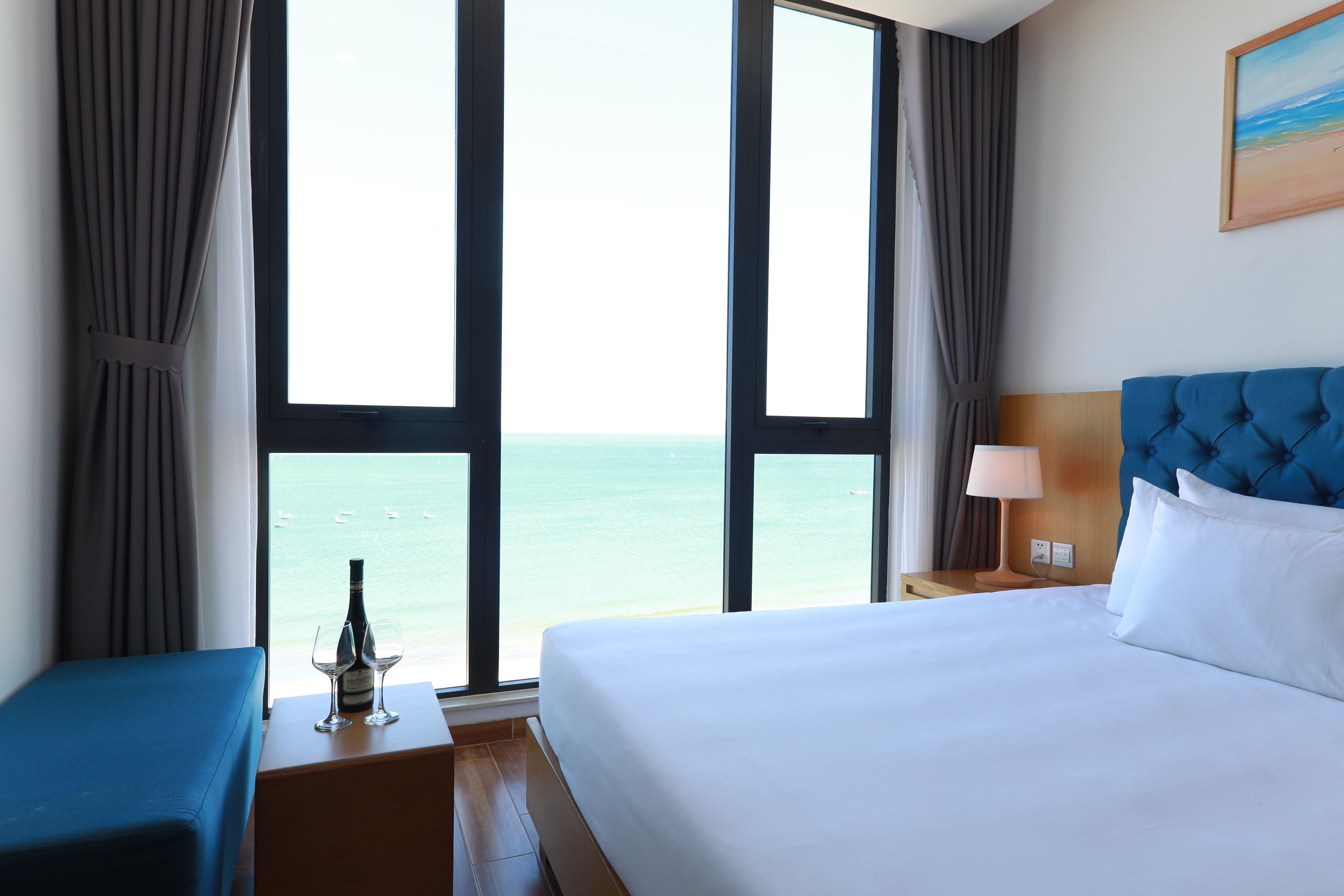 suite, oceanfront | 1 bedroom, premium bedding, select comfort beds, minibar