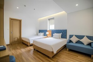 View from room - Seashore Hotel & Apartment (Da Nang)
