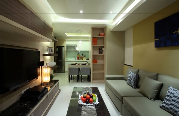 LCD TV, DVD player