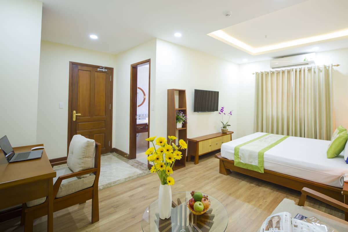 City Apartment, 2 Bedrooms, 2 Bathrooms, City View | View from room