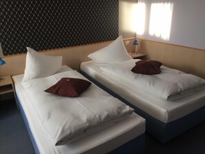 1 bedroom, premium bedding, desk, iron/ironing board