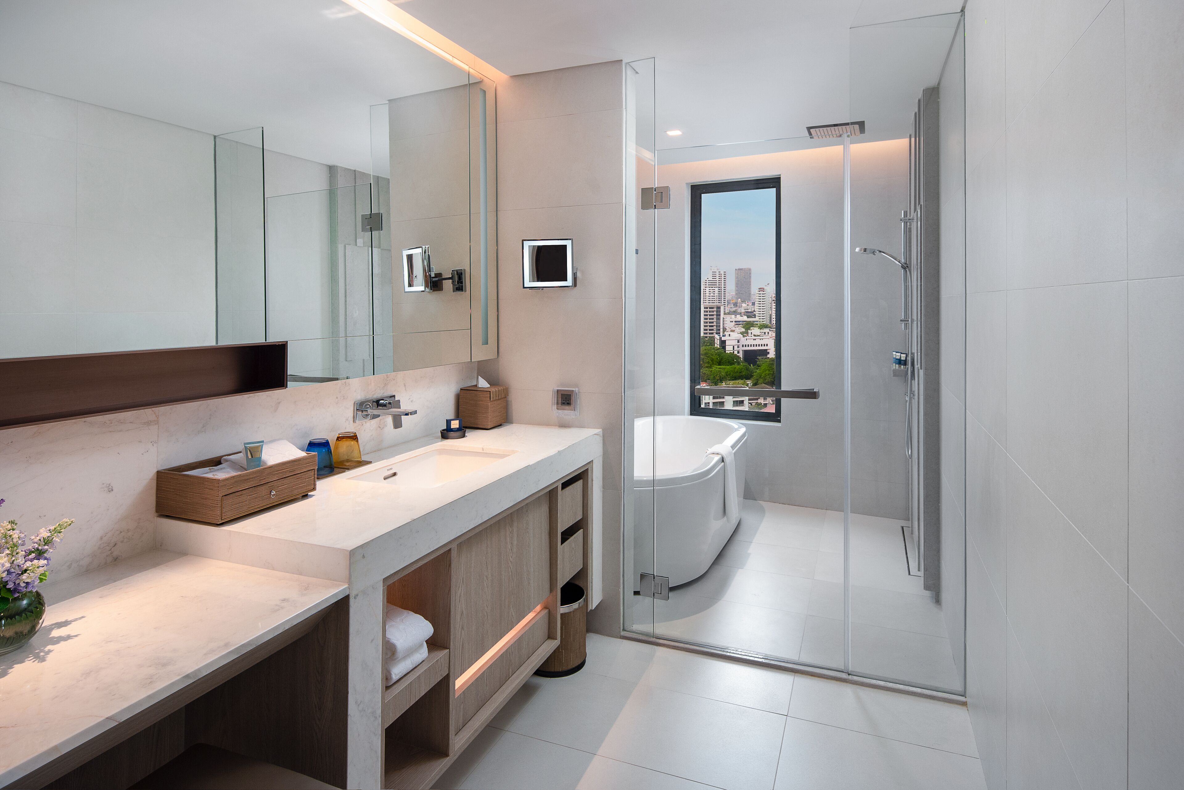 separate bathtub and shower, deep-soaking bathtub, rainfall showerhead