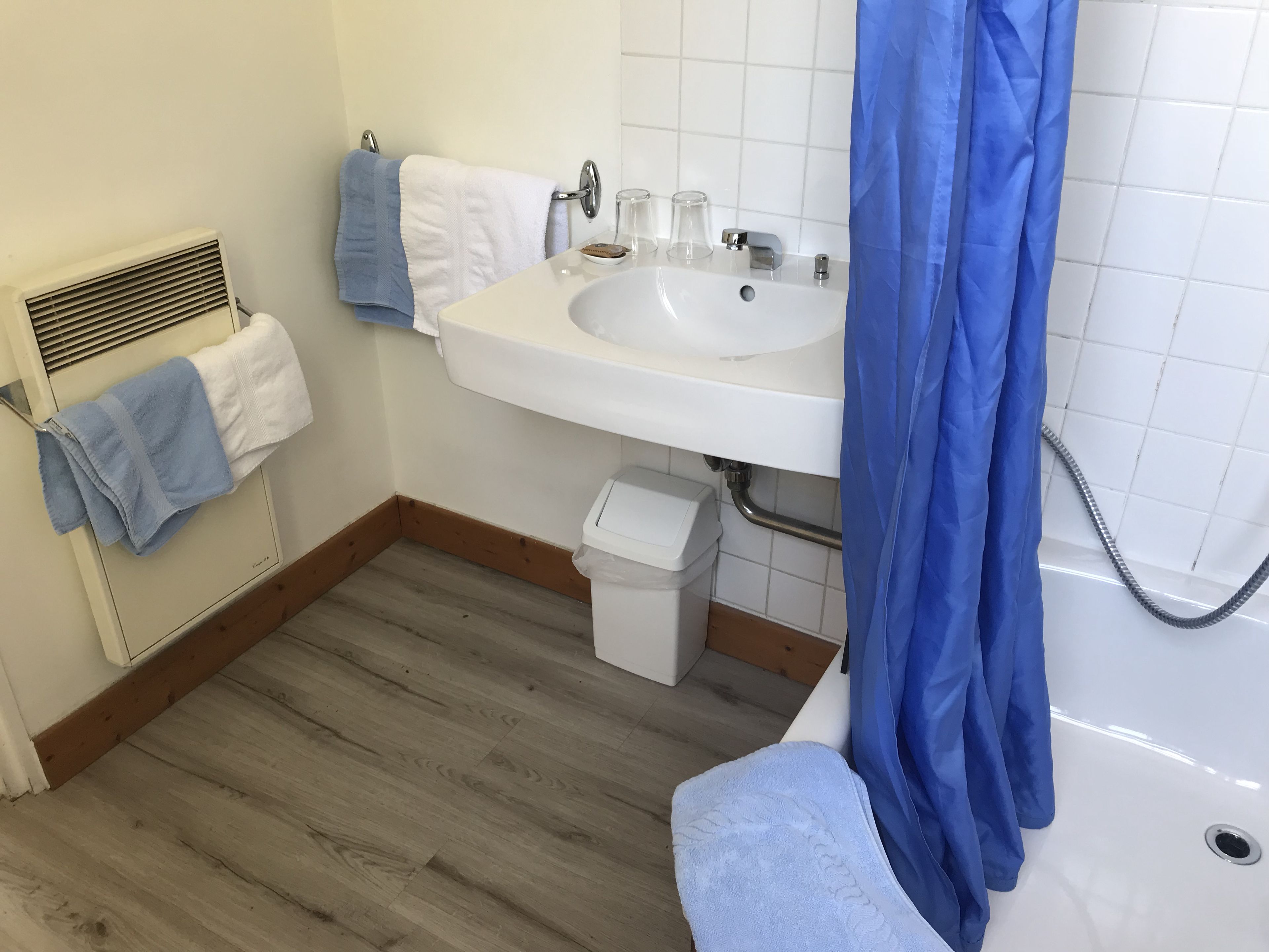 bathroom | free toiletries, hair dryer, towels
