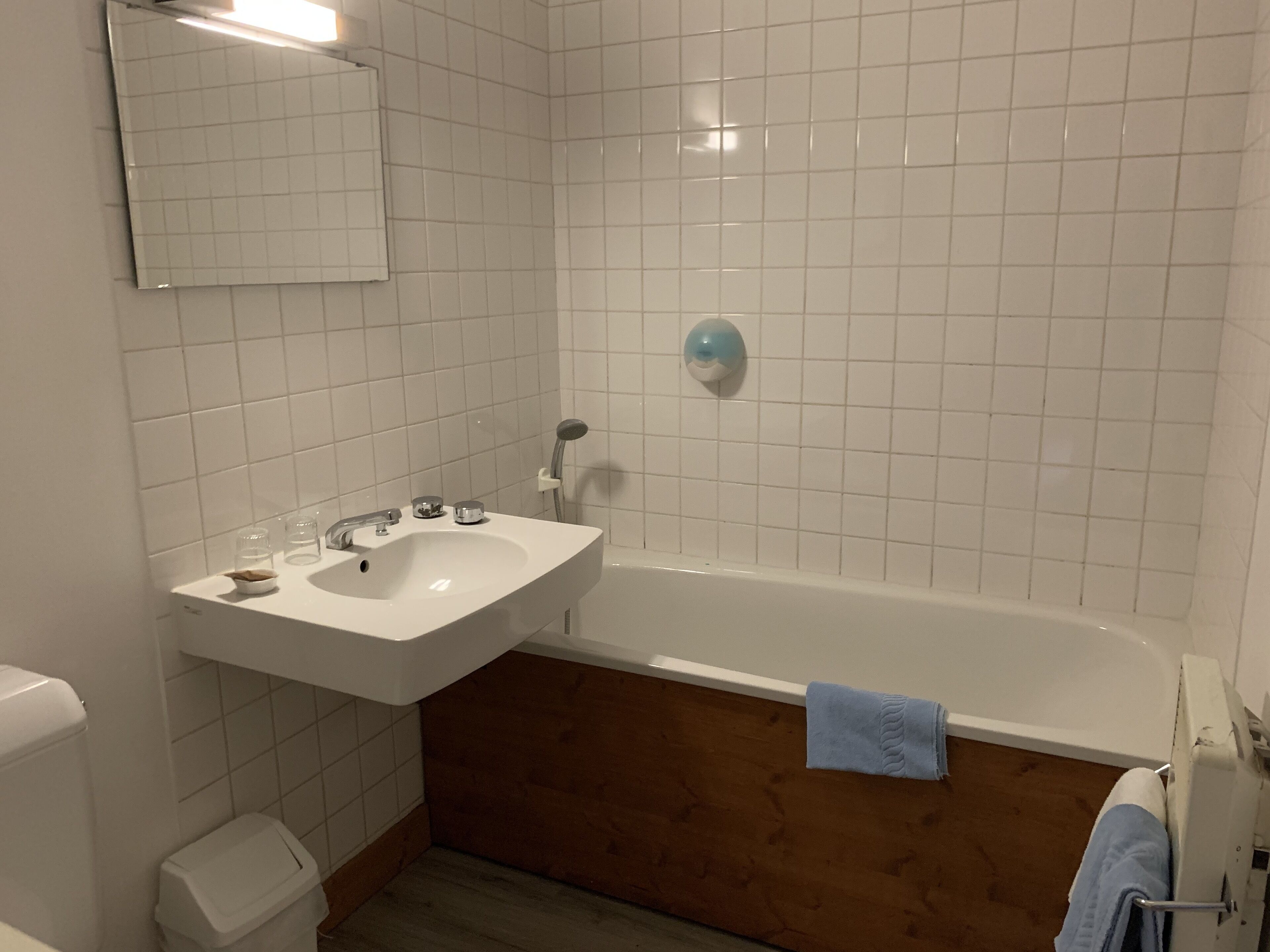 family room | bathroom | free toiletries, hair dryer, towels
