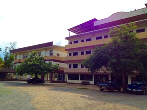 Exterior - Sunshine Mansion (Kabin Buri)