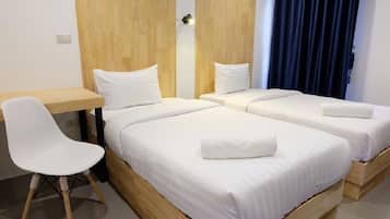 Chambre Standard avec lits jumeaux | Bureau, rideaux occultants, Wi-Fi gratuit