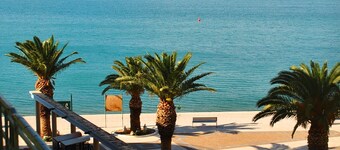 Grand Hotel Loutraki
