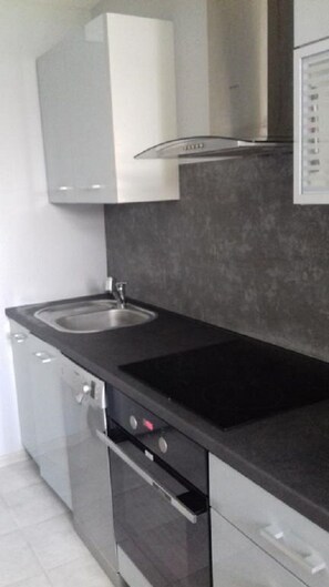 Studio Suite | Private kitchenette - Apartament Promenada - Studio (Warsaw)