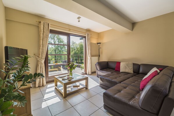 Lägenhet | 2 sovrum, skrivbord, mörkläggningsgardiner och gratis wi-fi