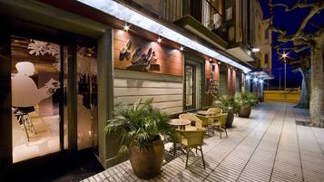 Front of property - evening/night