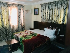 In-room safe, desk, free WiFi, bed sheets - Hymax Grace Hotel and Suites (Lekki)