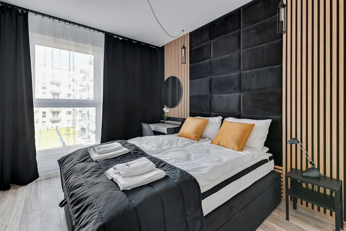 Appartamento Premium, balcone (6 adults) | 2 camere, biancheria da letto ipoallergenica, con stile personalizzato