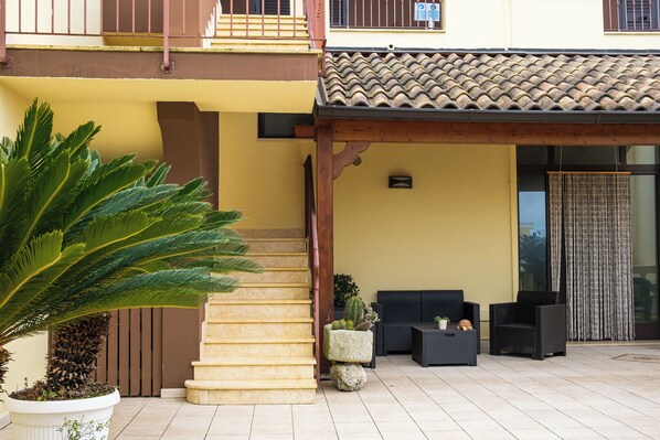 Front of property - Olimpo B&B (Giurdignano)