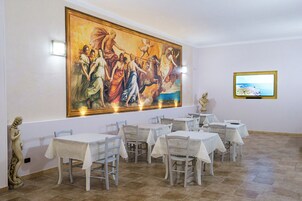 Desayuno buffet incluido todos los días 