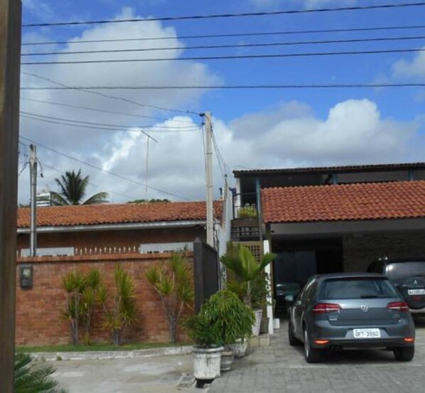 Property entrance - Pousada Verde Mar (João Pessoa)