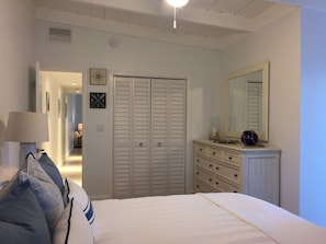 2 chambres, fer et planche Ă repasser, Wi-Fi gratuit, draps fournis