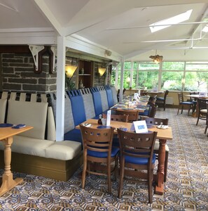 Restaurant - Calf's Head Hotel (Clitheroe)