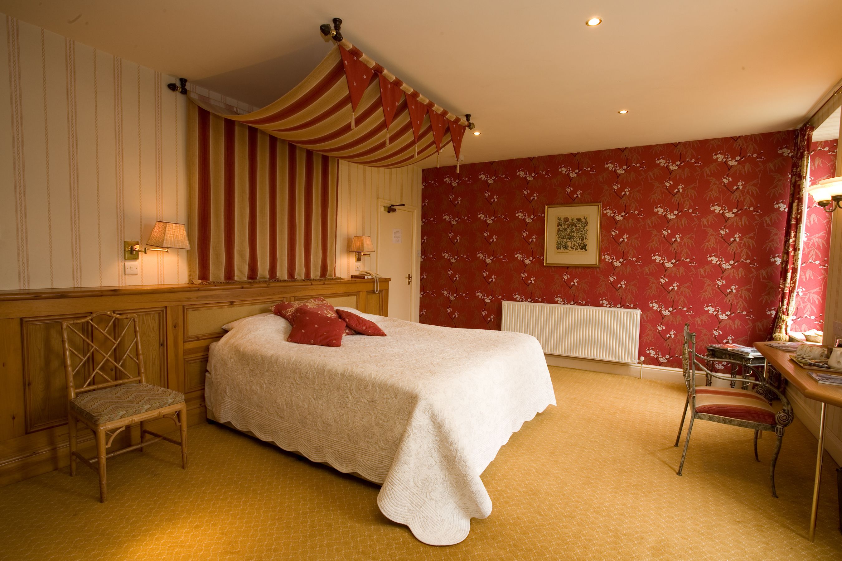 Individually furnished, desk, iron/ironing board, free wired internet