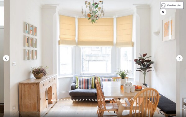 Ferienhaus, 3 Schlafzimmer | Essbereich im Zimmer