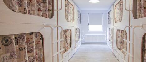 Dormitório compartilhado básico, em dormitório misto (Room 3) | Wi-Fi de cortesia, roupa de cama