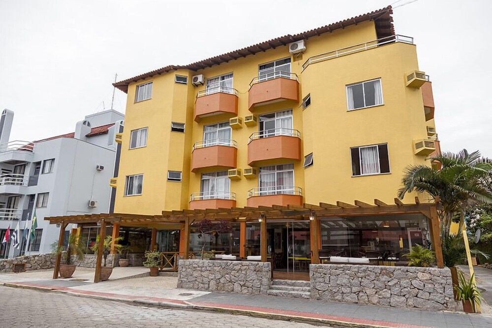 Hotel Fênix image