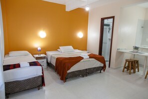 1 bedroom, in-room safe, desk, blackout curtains - Apart Hotel Fênix (Florianópolis)
