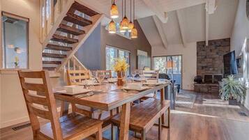 Kondominium, Beberapa Tempat Tidur, hot tub | Dapur pribadi | Lemari es, microwave, oven, dan kompor