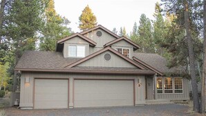 Unclassified image, 5 of 21, button - Lassen Lane 3 (Bend)