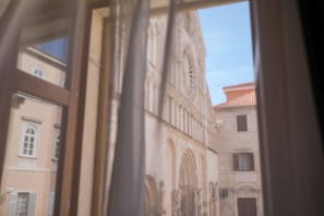 Minibar, in-room safe, desk, soundproofing - Luxury Rooms Contessa Vitali (Zadar)