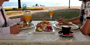 Daily buffet breakfast (EUR 15 per person) - Luxury Rooms Contessa Vitali (Zadar)