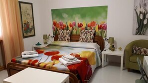 Desk, free WiFi, bed sheets