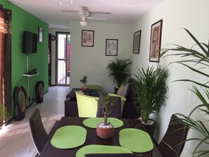 Lobby sitting area - La Casita Salesiana (Aguascalientes)