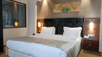 In-room safe, free WiFi, bed sheets, wheelchair access