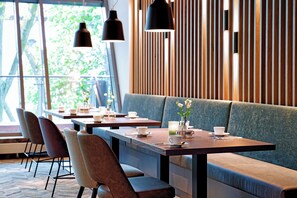 Daily buffet breakfast (EUR 15.00 per person) - Hotel Am Kloster (Werne)