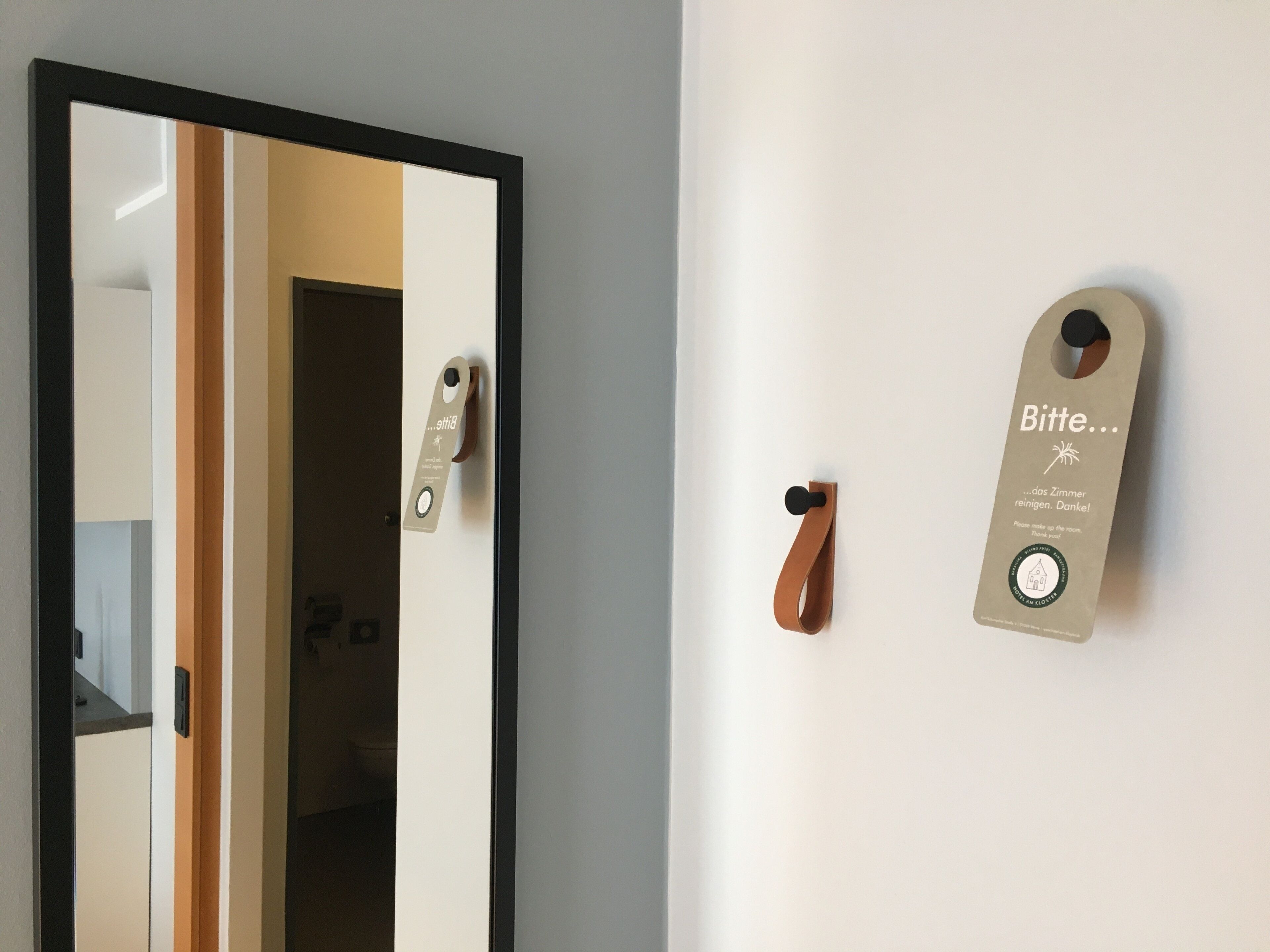 suite, 1 bedroom | living area | 32-inch flat-screen tv with satellite channels, tv