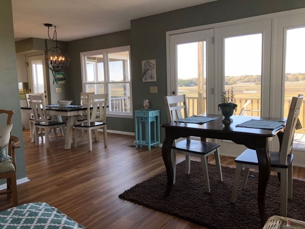 House, 4 Bedrooms | Dining